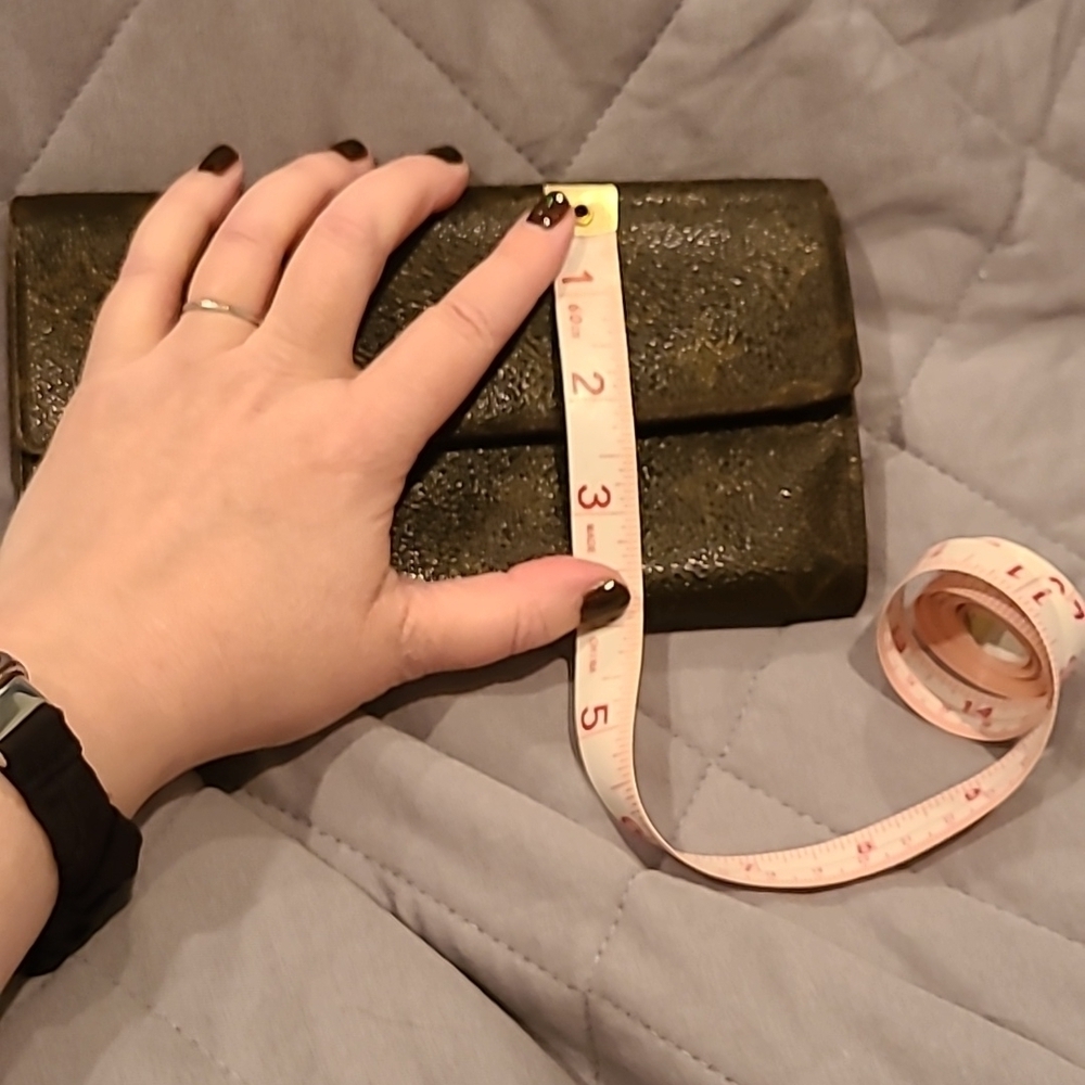 Louis Vuitton Monogram Brown Sarah Wallet - Picture 16 of 16